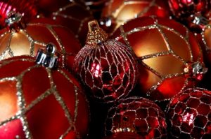 Read more about the article Holiday Marketing Tips for 2017