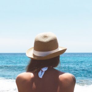 Chemical vs. Mineral: Educating Clients on SPF